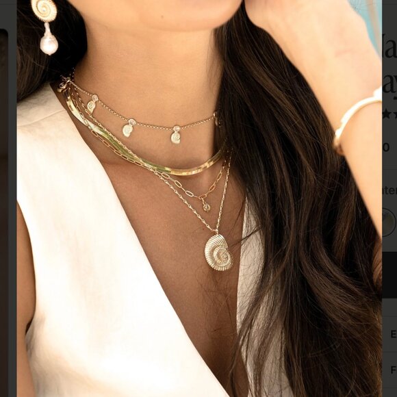 Ettika - Nautilus Shell Pendant Layered Necklace - Picture 6 of 7